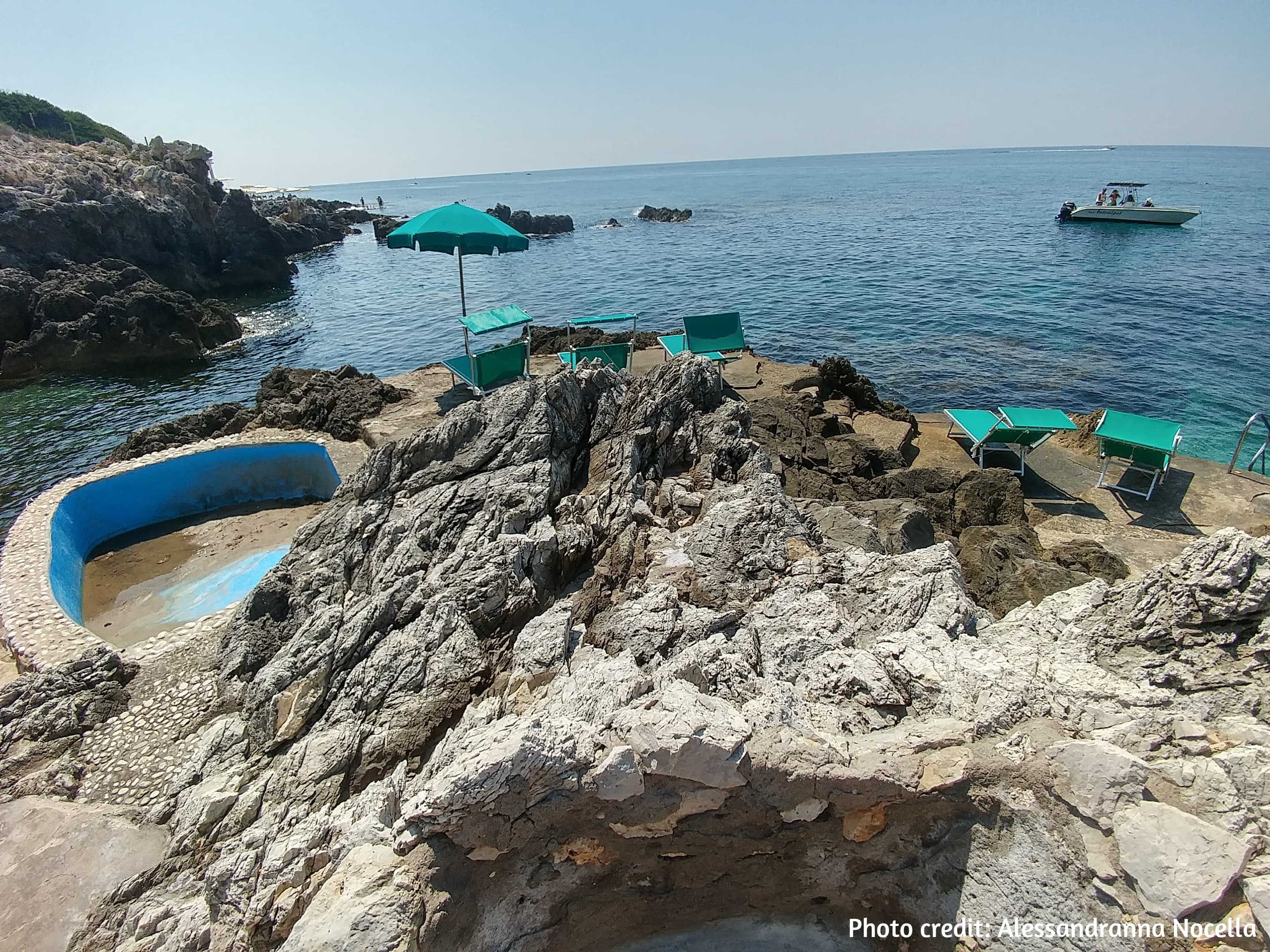 Scogliera occupata a San Felice