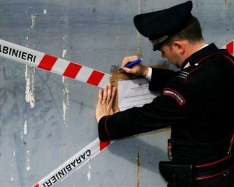 sigilli-carabinieri-