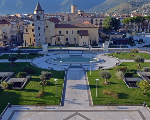 FONDI