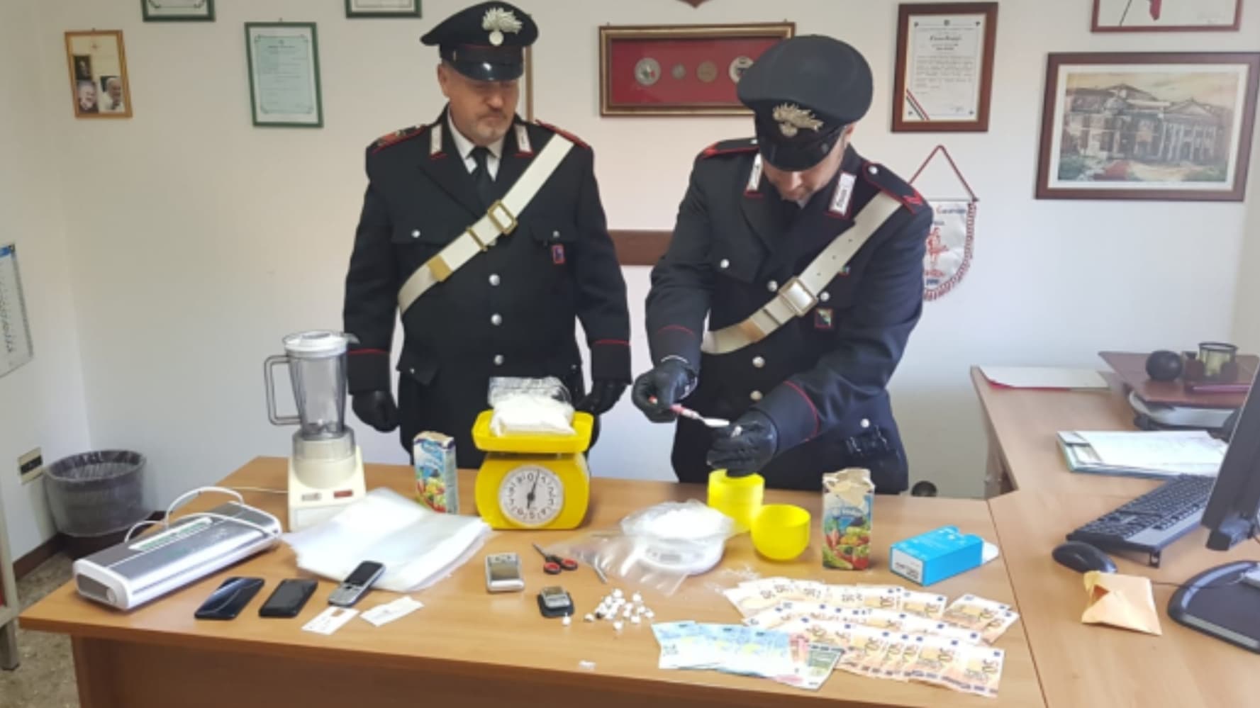 droga sequestrata all'albanese