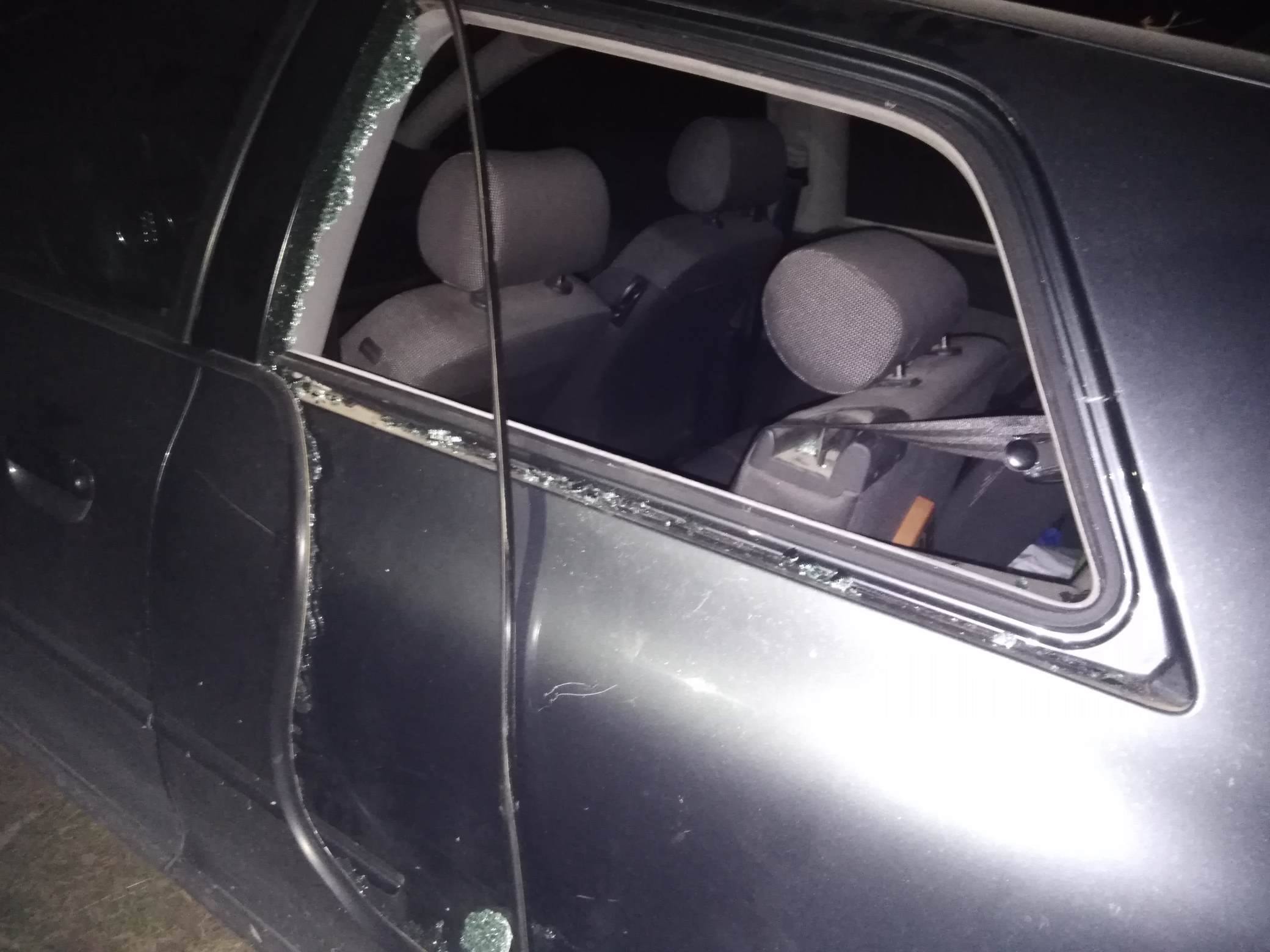 auto sfondata ai Prati di Coppola