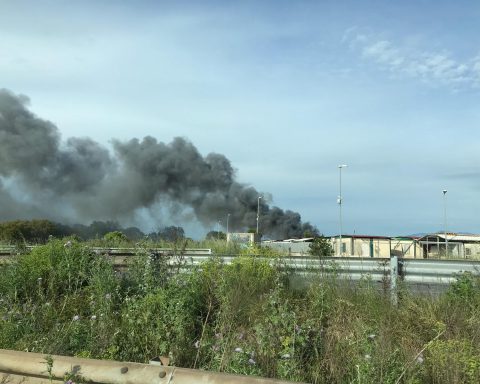 Castel Romano incendio 2