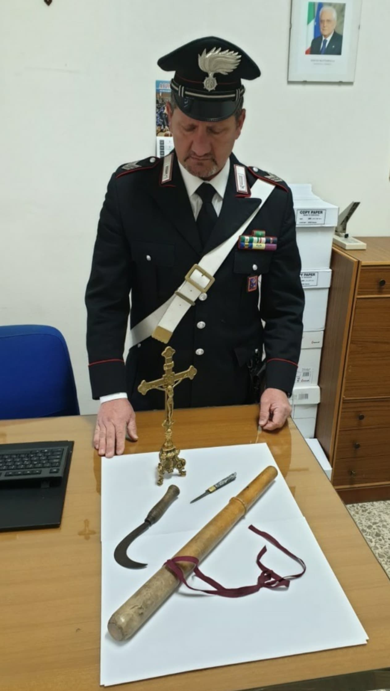 crocifisso rubato