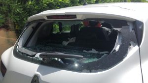 auto Pronto intervento sociale presa a sprangate a Latina