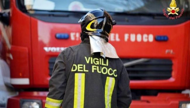 vigili-del-fuoco-pompieri