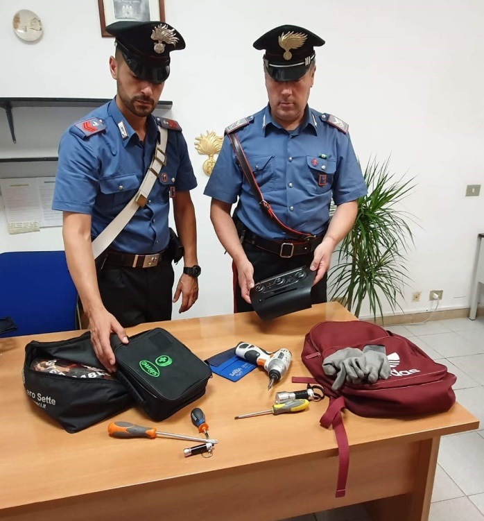 Carabinieri Scauri