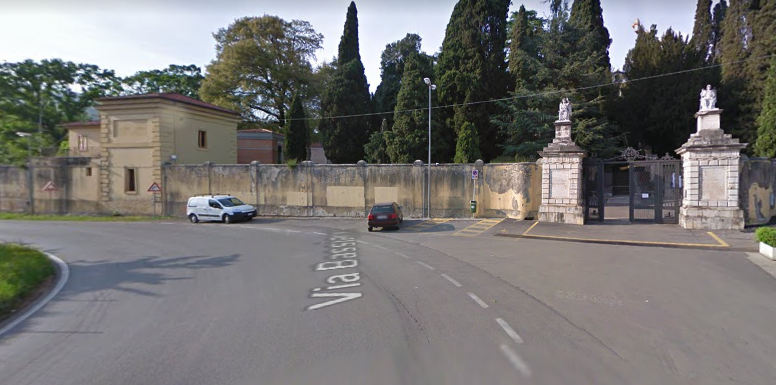 Entrata del cimitero di Sezze
