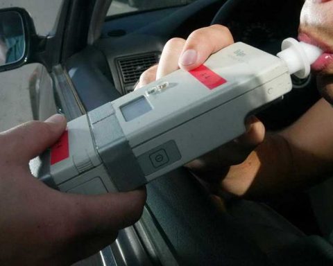 alcol test polizia controlli strada ebbrezza-2-2