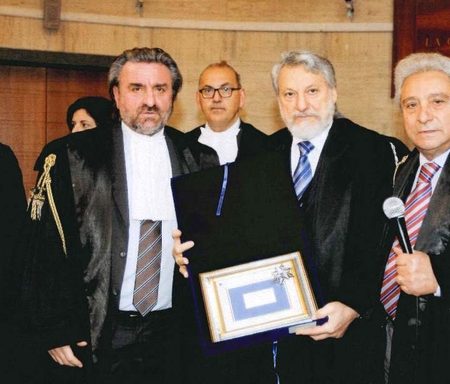 nella foto (a sinistra) il Presidente dell'Ordine degli Avvocati di Latina