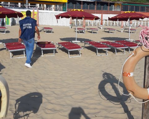Stabilimento "Da Tony la Maga Circe"