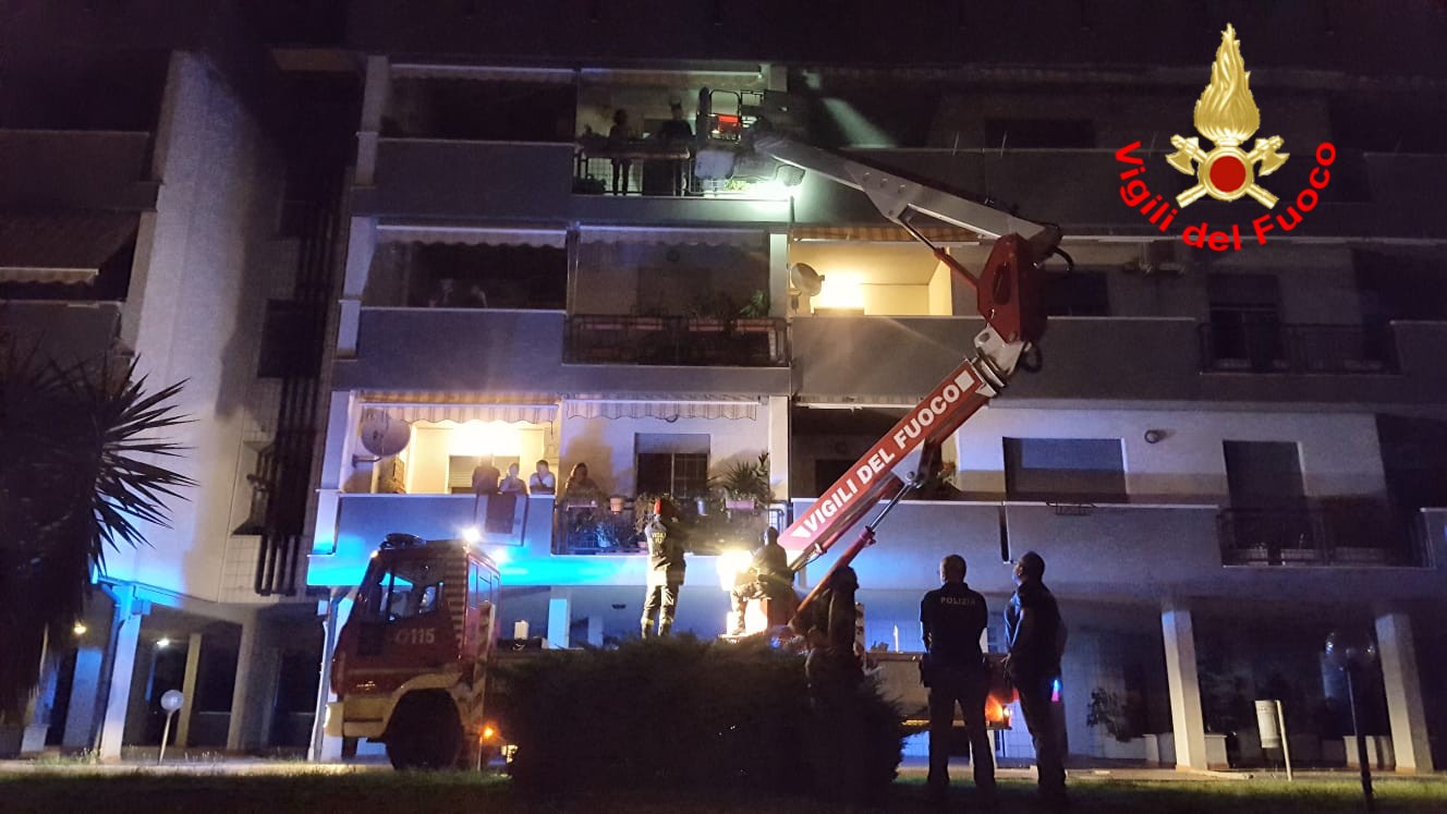 Incendio a Via Geminiani