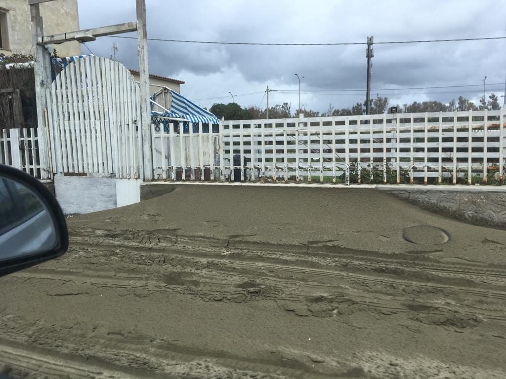 maltempo a latina danni sul lungomare