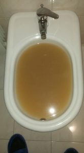 Acqua torbida Formia