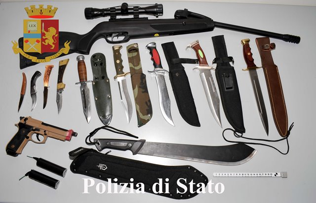 sequestro armi uso stampa