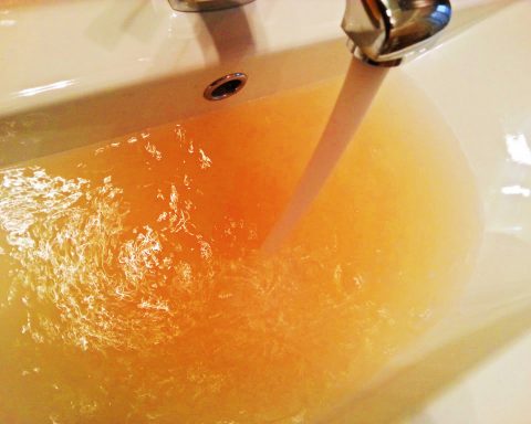 Acqua-torbida-dai-rubinetti