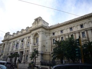 Il Ministero dell'istruzione, dell'università e della ricerca si trova in Viale Trastevere, Roma