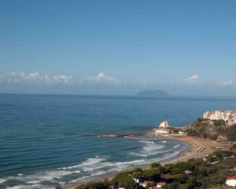 La Lanterna, Sperlonga