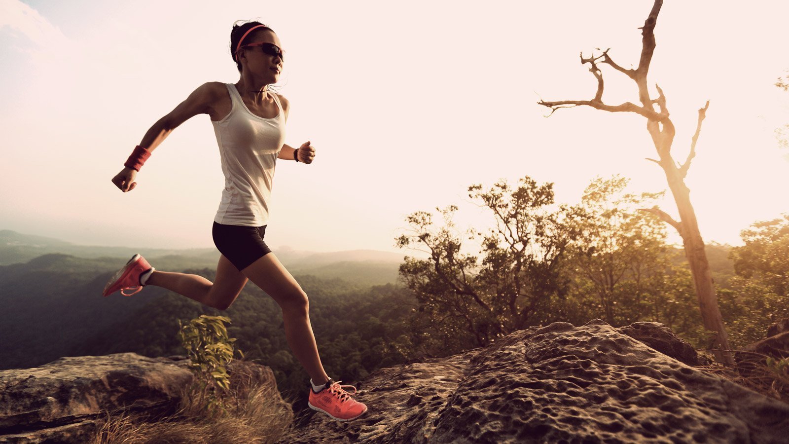 TRAIL RUNNING