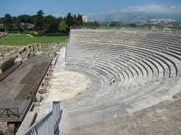 Complesso archeologico dell’Antica Minturnae in prossimità dell’area in cui sorgerà la centrale a biogas