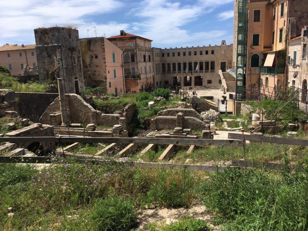 Il restauro del Teatro Romano, del Capitolium e della Chiesa del Purgatorio