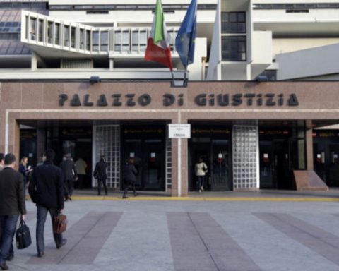 tribunale-di-napoli