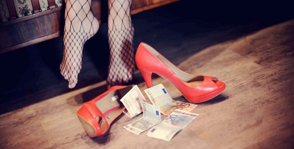 PROSTITUTA