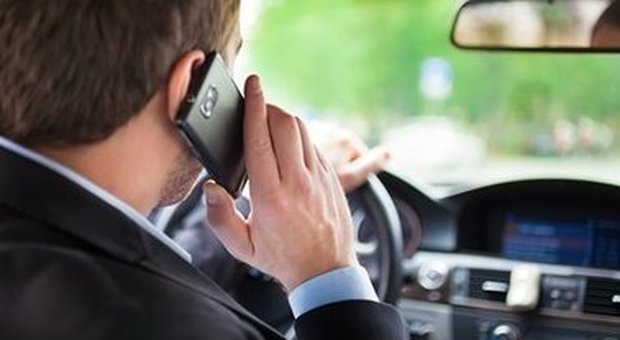 telefono alla guida