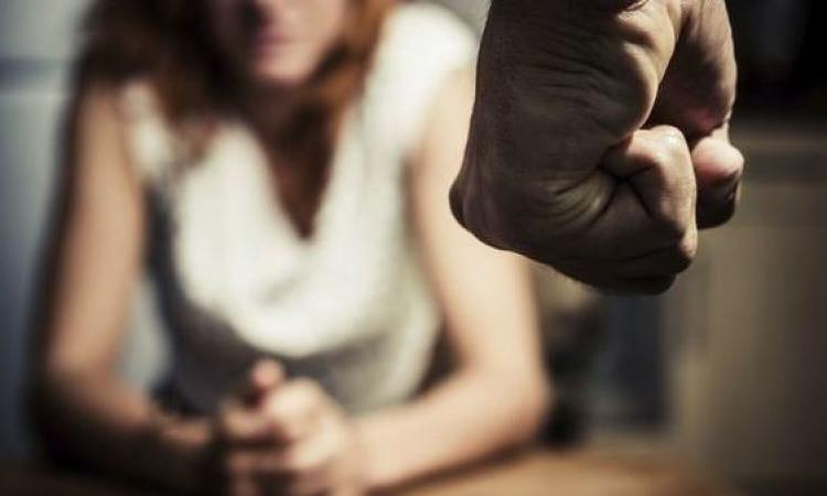 violenza-donna-maltrattamenti
