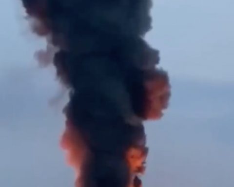 Colonna di fumo alla Loas