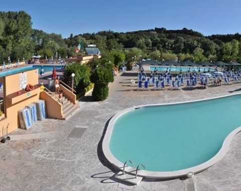 Piscine Luval