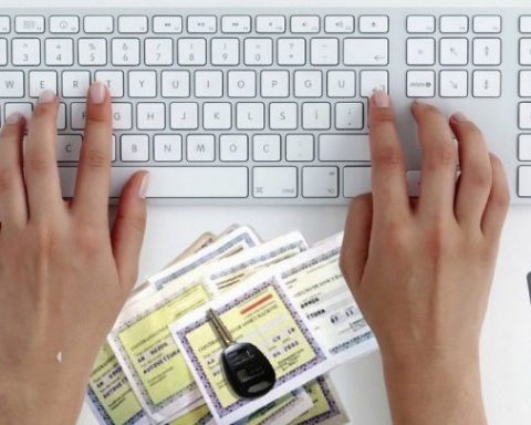 assicurazione online falsa