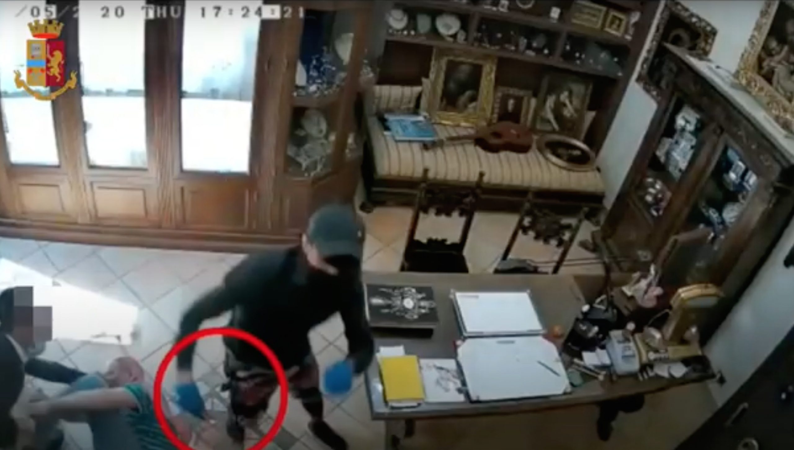 La rapina effettuata in una gioielleria a Pontinia