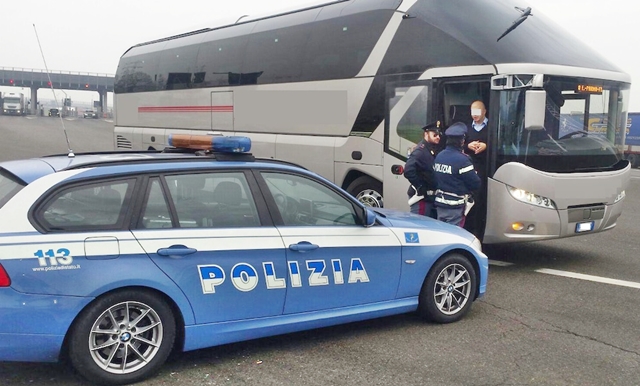 controlli_autobus_polstrada