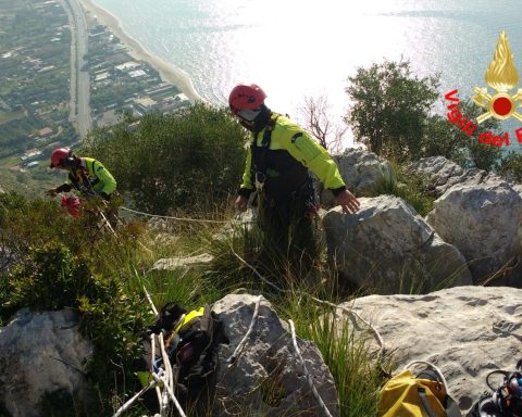 soccorsi al deltaplanista