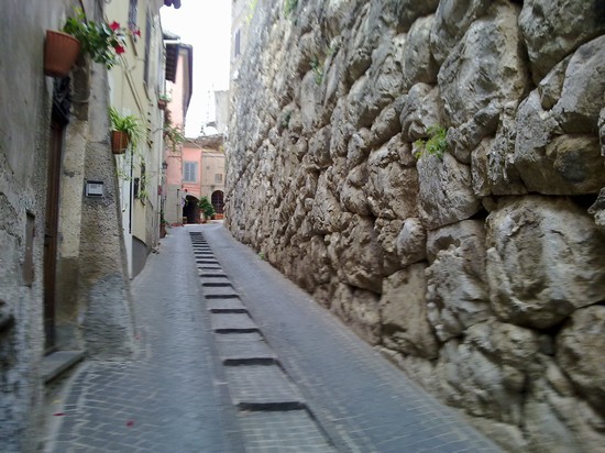 via pelasga