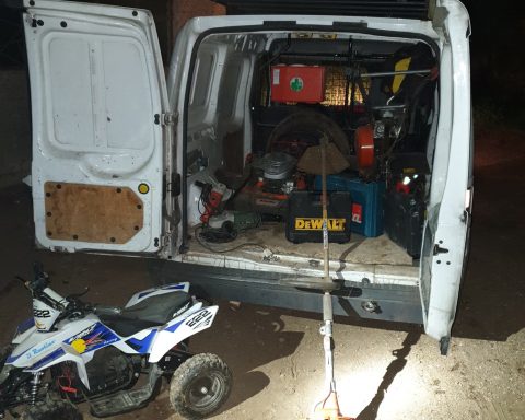 Parte della refurtiva recuperata dai carabinieri