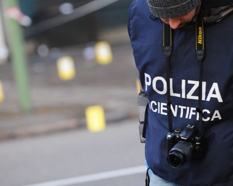 Polizia-scientifica