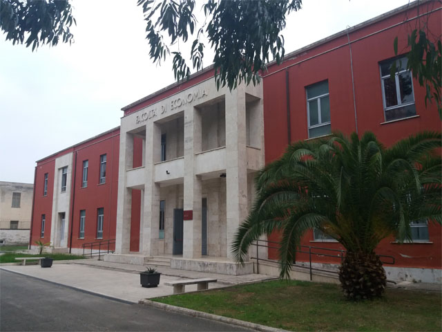 facolta_economia_latina