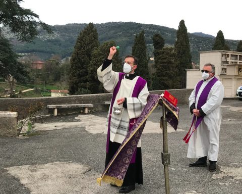 Benedizione cimitero Sezze