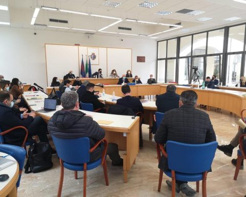 Consiglio comunale a Fondi