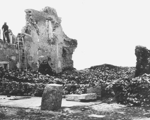 BOMBARDAMENTI-SECONDA-GUERRA-MONDIALE-A-CORI