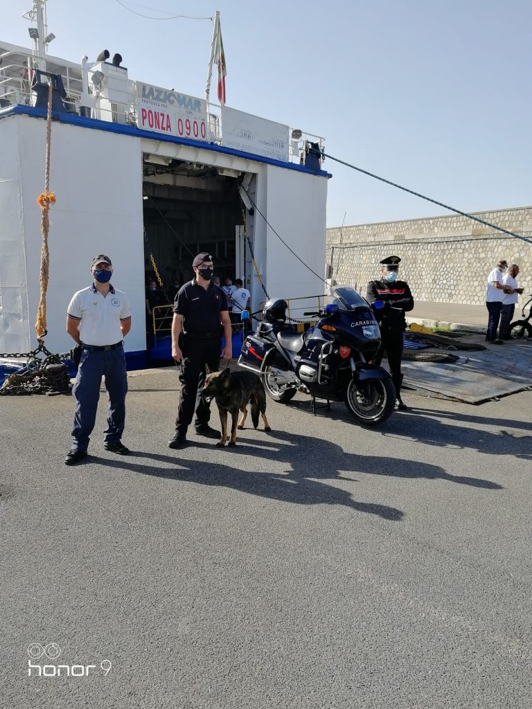 Controlli presso il porto di Terracina