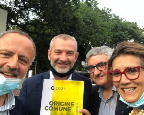 Nella foto il direttore di Agro Camera, Carlo Hausmann, il sindaco di Cori, Mauro De Lillis, il segretario generale di Anci Lazio, Giuseppe De Righi, e l'assessore all'Agricoltura del Comune di Cori, Simonetta Imperia.