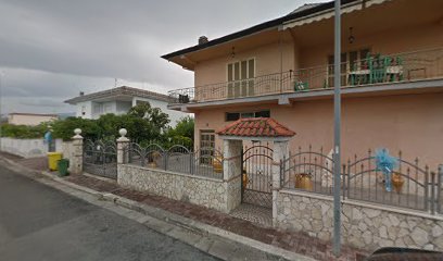 Uno degli stabili confiscati ai Ciarelli in Via Andromeda