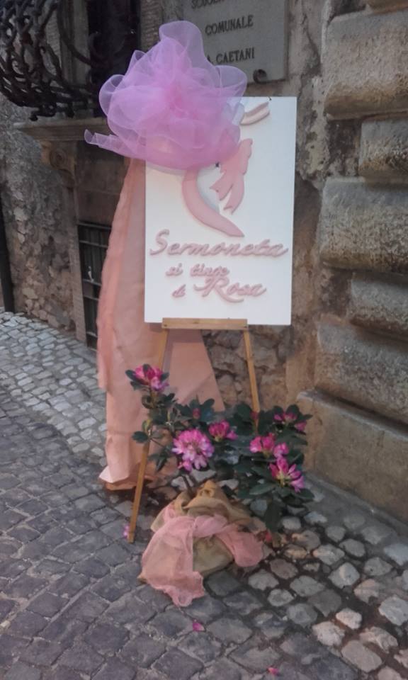 sermoneta si tinge di rosa