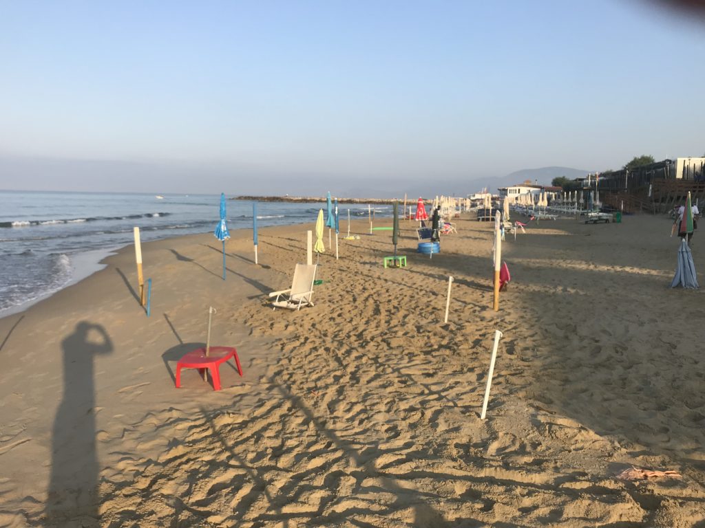 La spiaggia liberata a Sperlonga