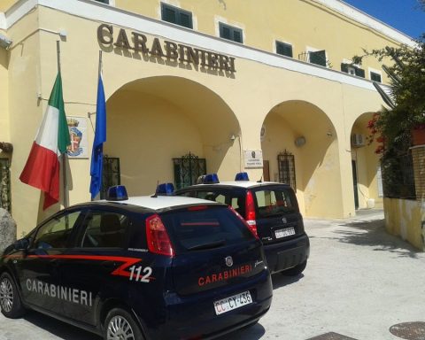 Stazione-Carabinieri-Ponza