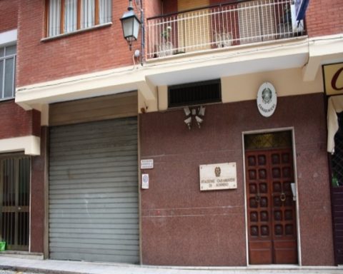 la caserma carabinieri di Sonnino