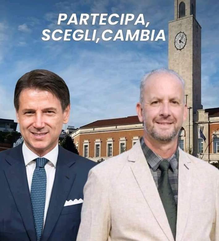 Il logo dell'evento preparato dal M5S di Latina: l'ex premier Giuseppe Conte e il candidato Sindaco di Latina Gianluca Bono