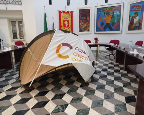 L'occupazione del Comitato Civico di cori